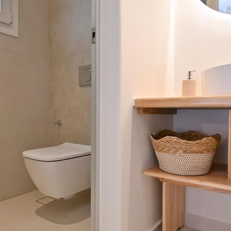 Guver Luxury Szálloda Ajía Ána