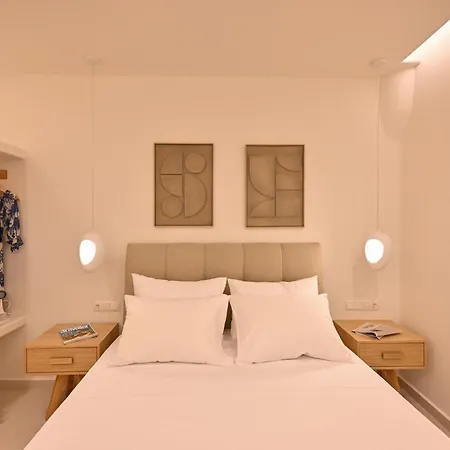 Guver Luxury Ajía Ána